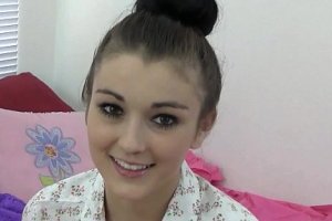 Free teen Nervous teen does porn for the first time